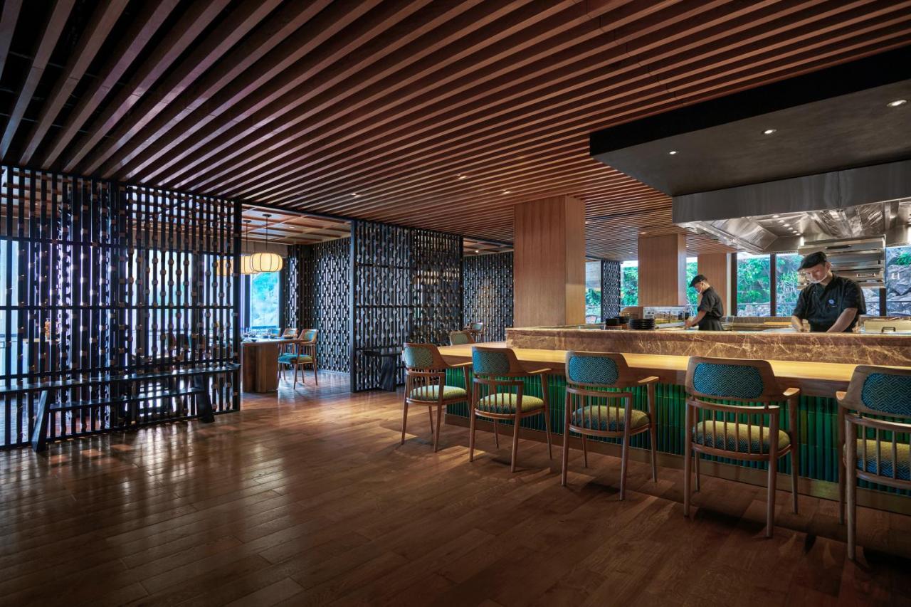 Hotel Perle D'Orient Cat Ba - Mgallery Chan Chau Bagian luar foto Sushi Bar