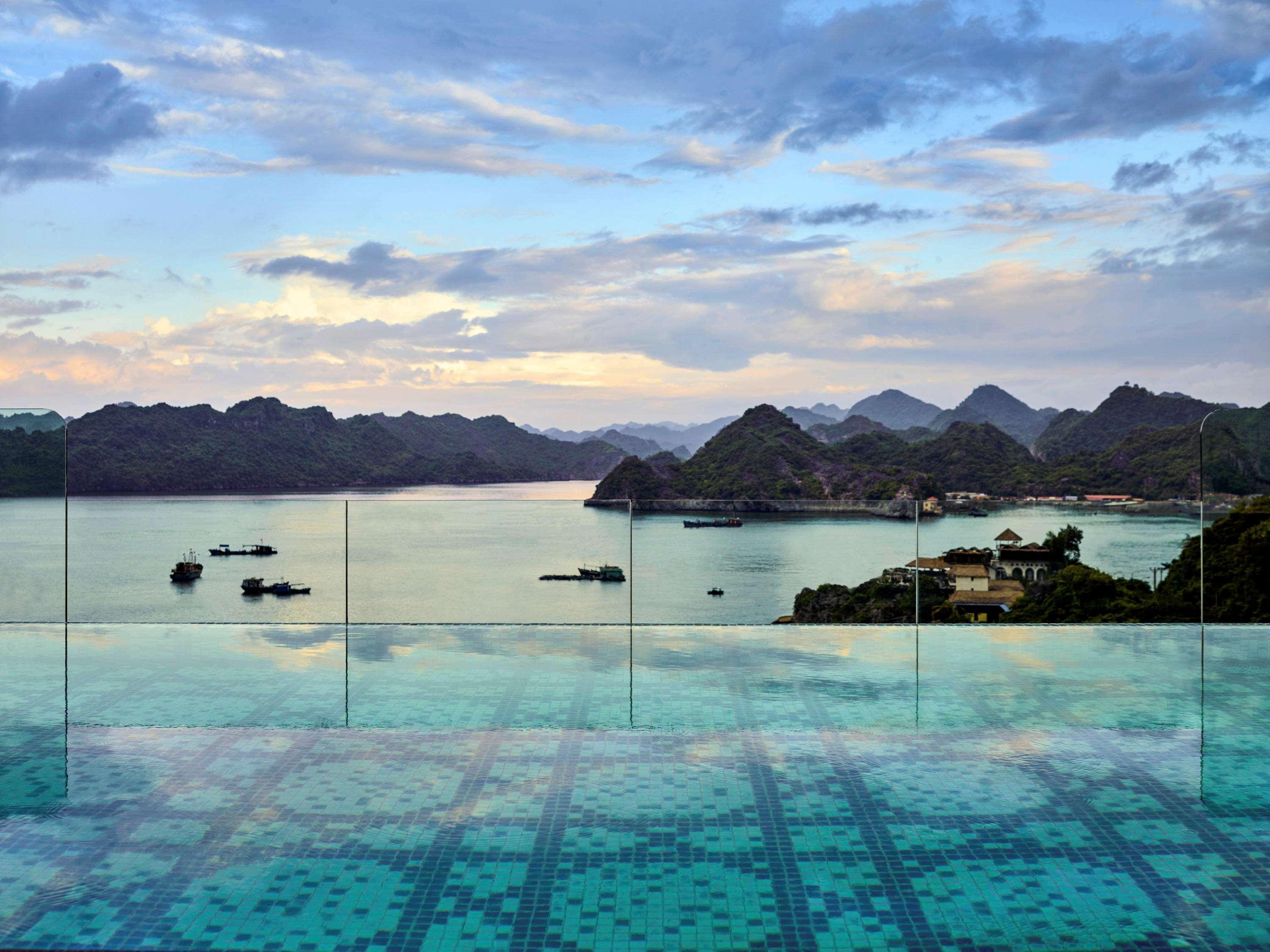 Hotel Perle D'Orient Cat Ba - Mgallery Chan Chau Bagian luar foto View of the bay from the hotel