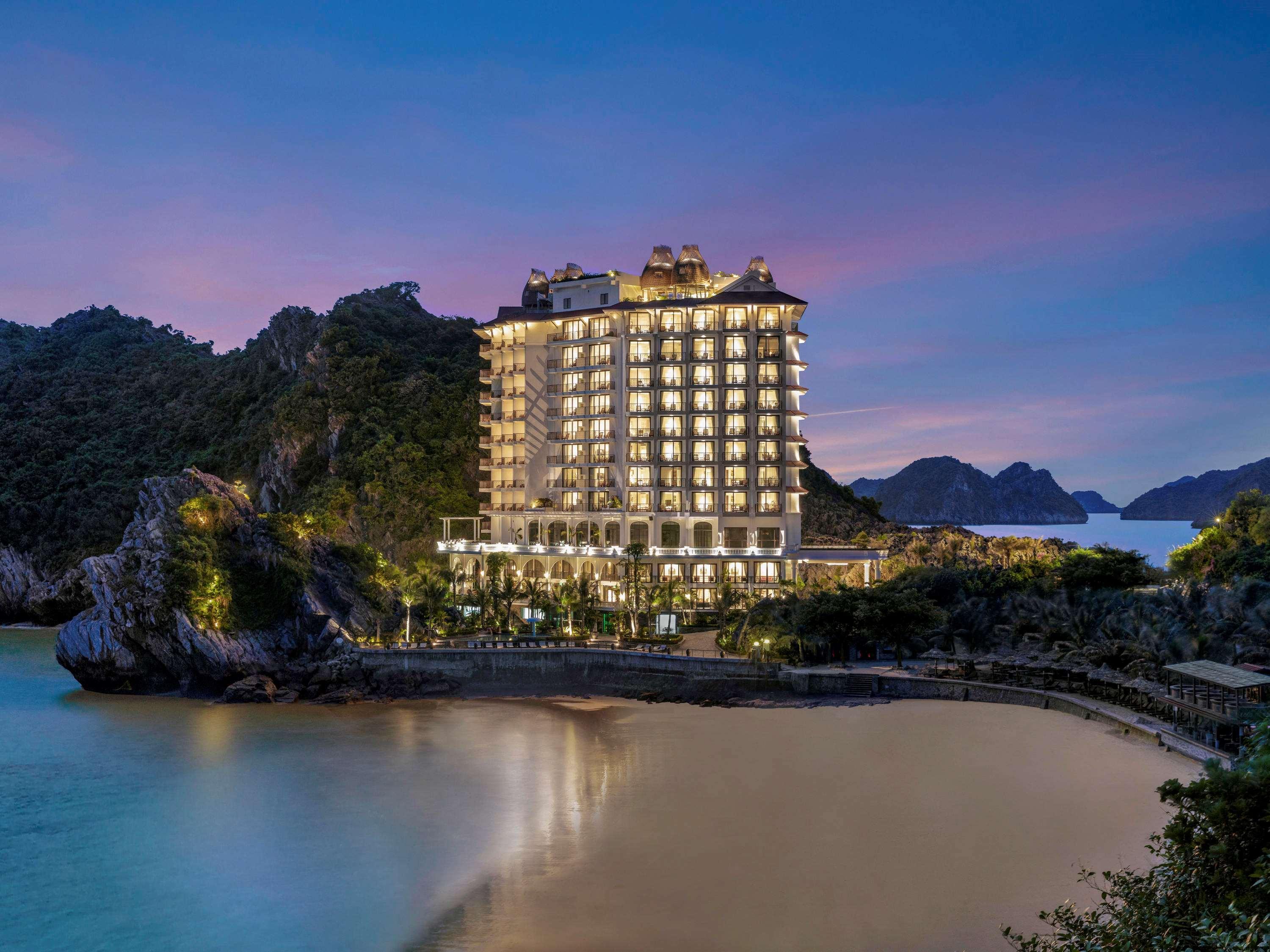 Hotel Perle D'Orient Cat Ba - Mgallery Chan Chau Bagian luar foto Vinpearl Hotel Nha Trang