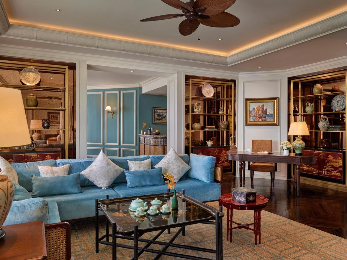 Hotel Perle D'Orient Cat Ba - Mgallery Chan Chau Bagian luar foto The living room of a suite at the Mandarin Oriental, Bangkok